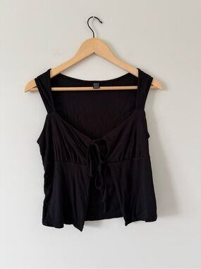 Black Tie-Front Sleeveless Tank Top (size medium)